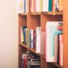 図書室の本棚