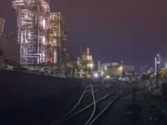 深夜の国道と消えた時間