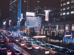 エレベーターの歪み