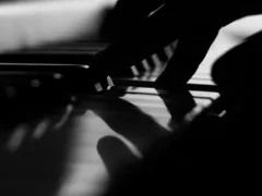 瀧廉太郎『憾（うらみ）』