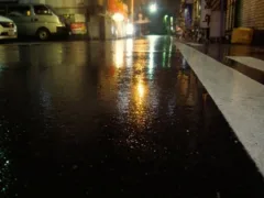 真夜中の訪問者