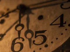 柱時計のある家