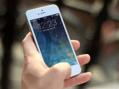 亡くなった人からの電話