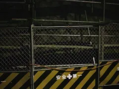 マンホールの男