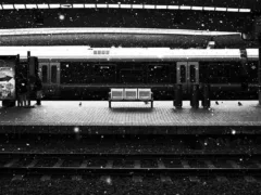 プラットフォームの向こう