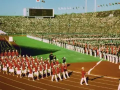 ナレーションの声