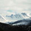 雪に覆われた山（フリー写真）